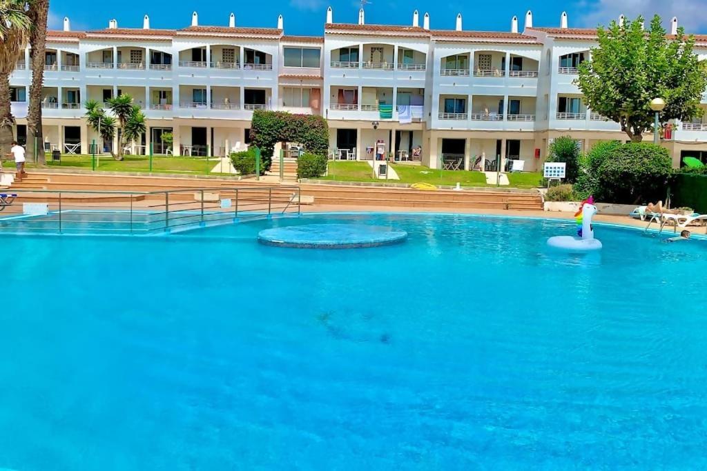 Algaiarens Apto Con Piscina Y Junto A La Playa 칼라엔블레인즈 외부 사진
